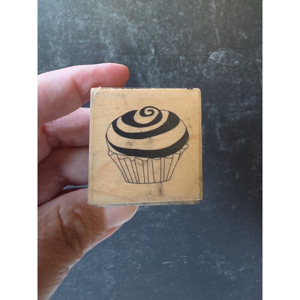Inkadinkado Cupcake Rubber Stamp 2014 USED